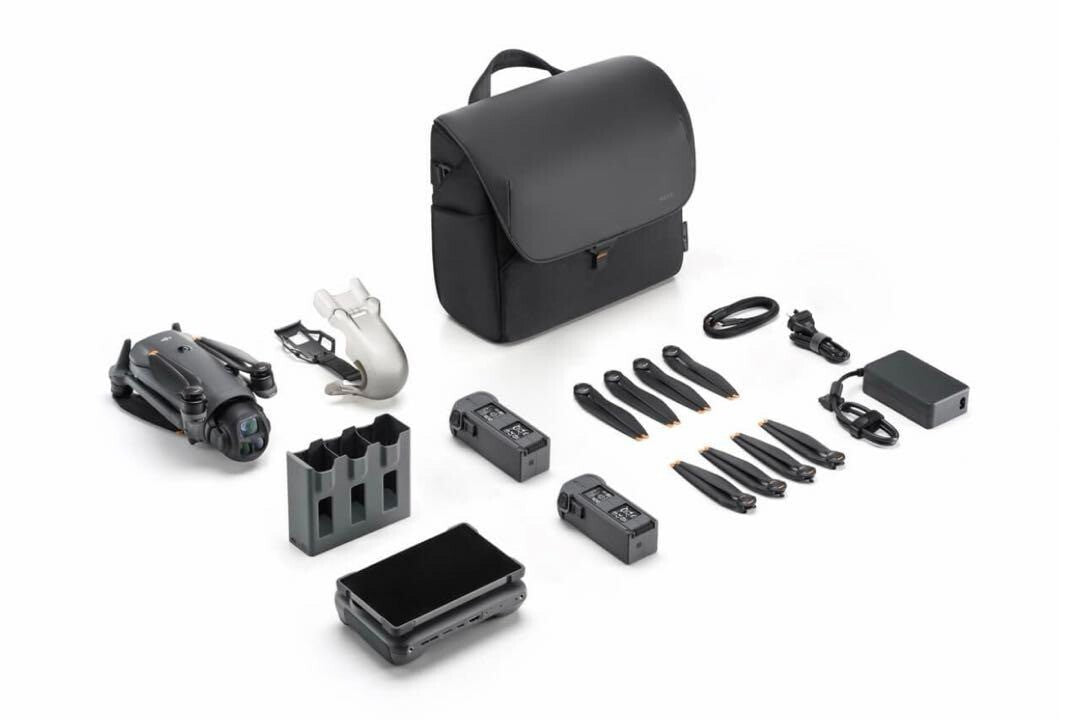 DJI Drone MAVIC 4 Pro 512GB Creator Combo (DJI RC Pro 2) *SEALED* JP Ship Now